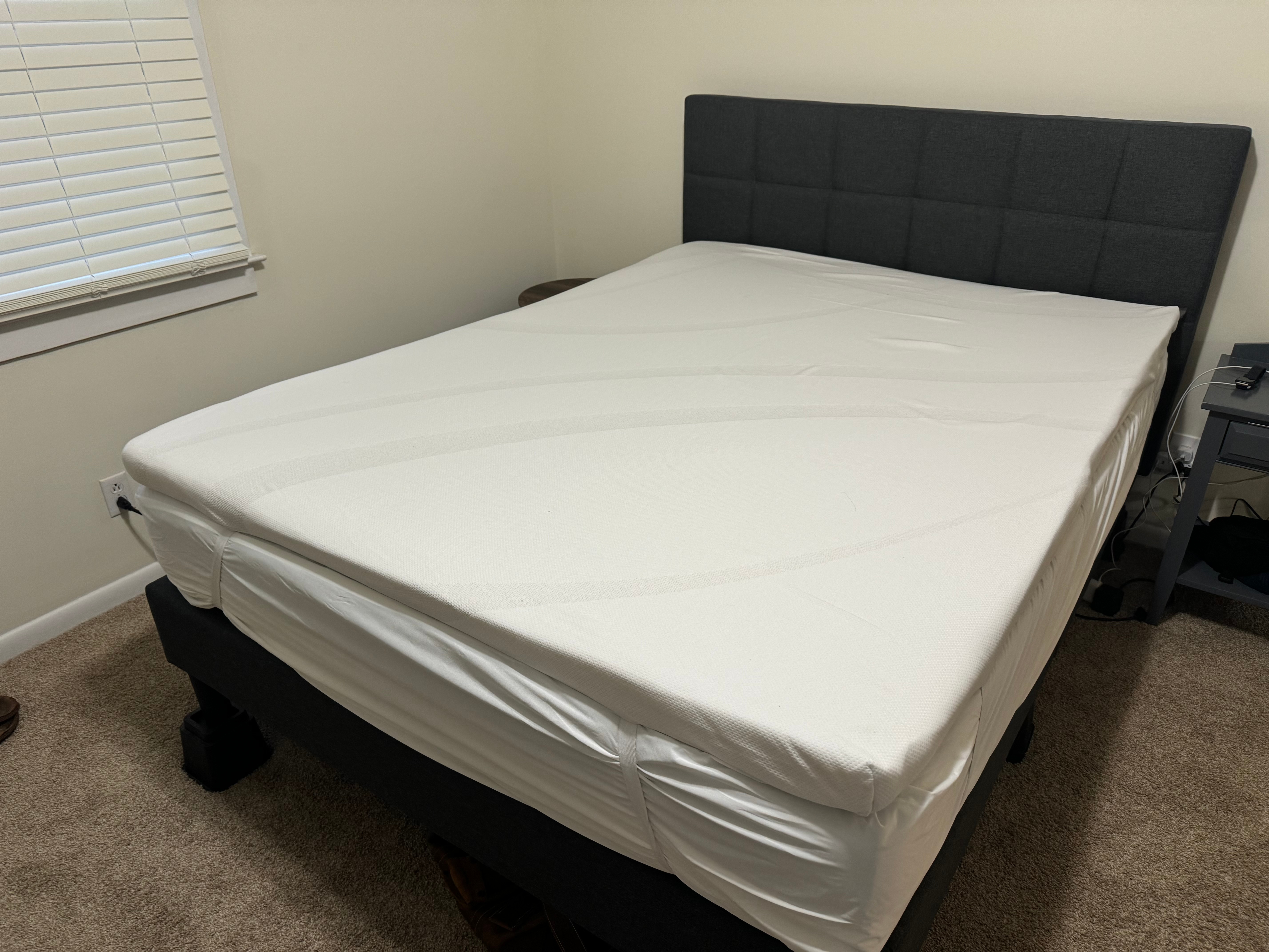 Tempur-Pedic Tempur-Adapt Topper construction and design