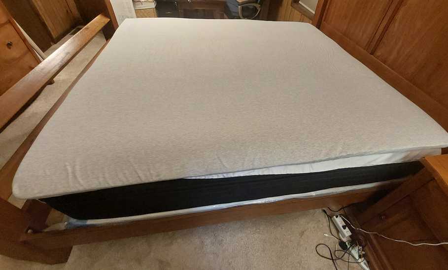 Tuft & Needle Mattress Topper